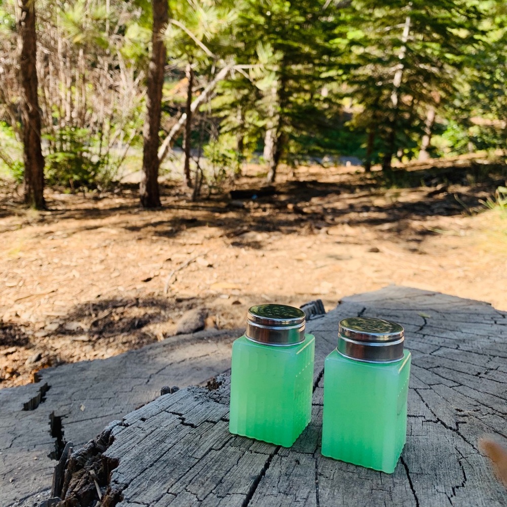 Vintage Salt & Pepper Shaker